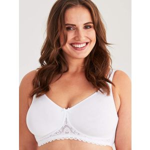 Beautiform seamless soft bra without wires on plus model