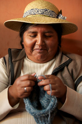 indigenous artisan knitting